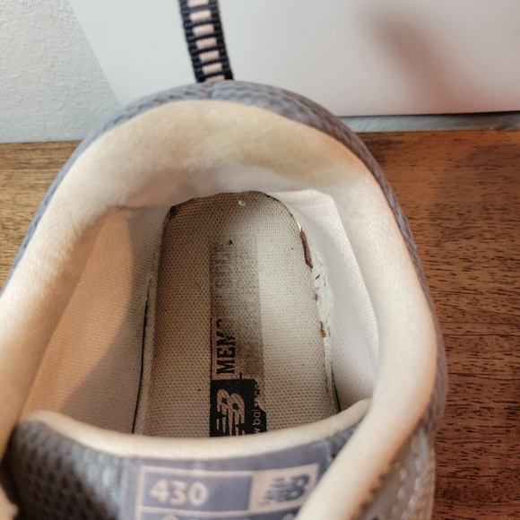 Womens New Balance gray running shoes size 9 - Picture 7 of 8